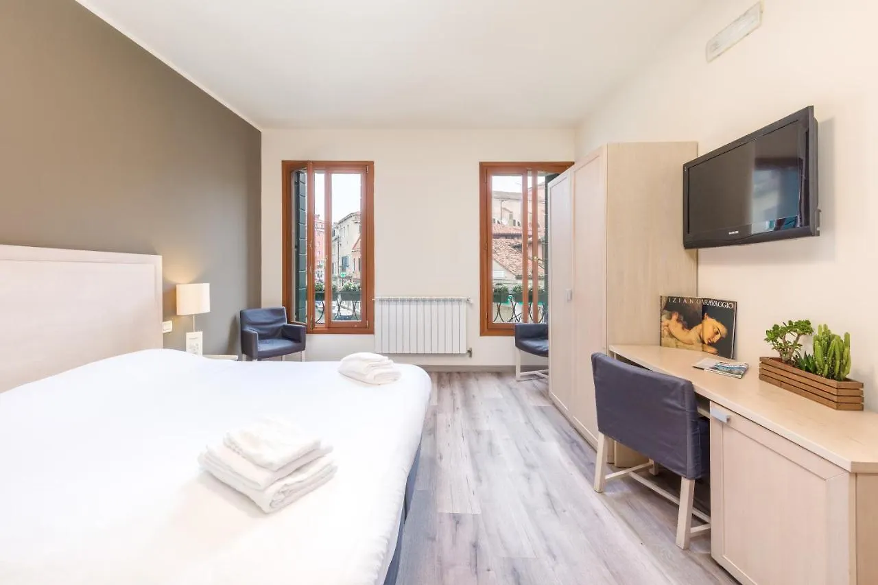 Hotel Casanova Ai Tolentini Venecia 2*,  Italia