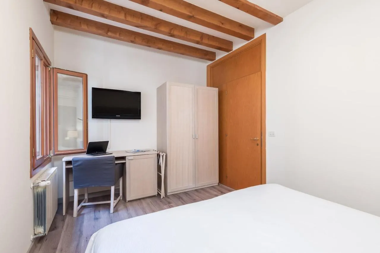 Hotel Casanova Ai Tolentini Venecia