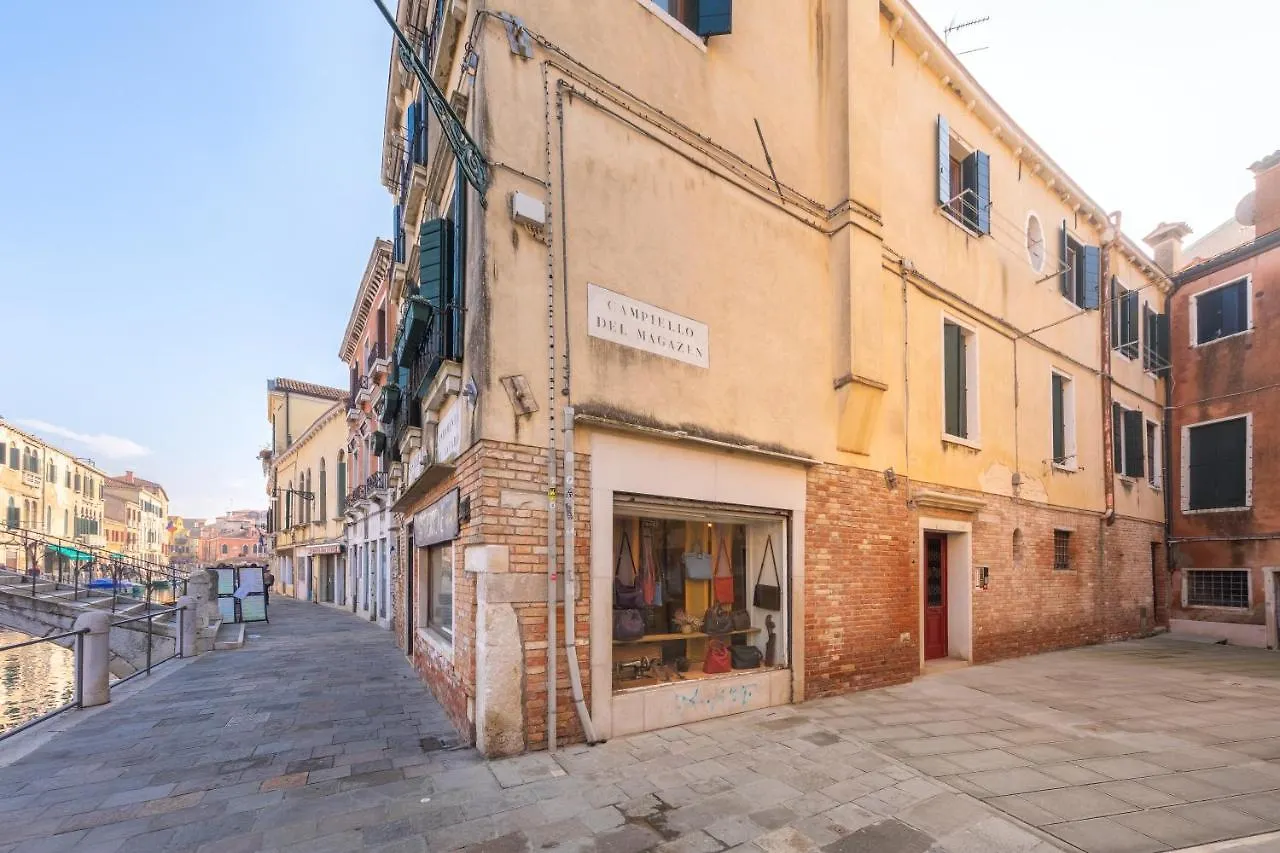 ** Guest house Casanova Ai Tolentini Hotel Venice Italy